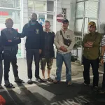 Sinergi Kemanusiaan yang Menyentuh Hati: FSKSS dan Pemdes Seuseupan Sukses Pulangkan Warga dari Mimika Papua