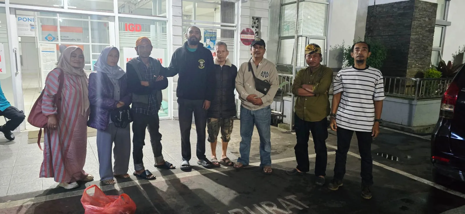 Sinergi Kemanusiaan yang Menyentuh Hati: FSKSS dan Pemdes Seuseupan Sukses Pulangkan Warga dari Mimika Papua