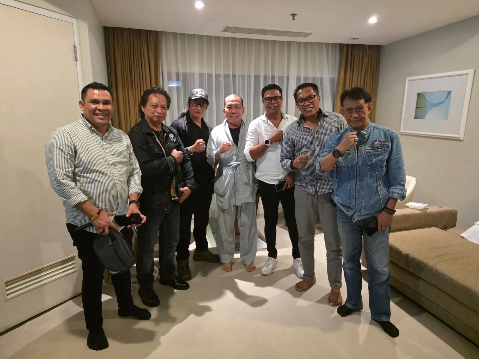 PETIR Tunjukkan Solidaritas Kuat, Pimpinan Nasional Kompak Jenguk HM Muazzim Akbar di RSPI
