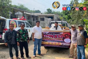Wujud Kepedulian Sesama, Pemdes Cipanengah Salurkan Bantuan Donasi Korban Kebakaran Kampung Adat Ciptamulya Cisolok